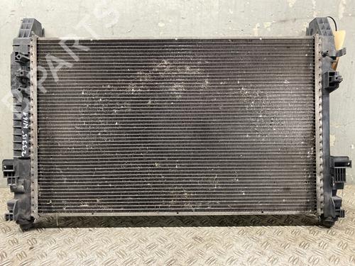 Used Water radiator Water radiator MERCEDES-BENZ A-CLASS (W169) A 200 (169.033, 169.333) (136 hp) 33819472 33819472