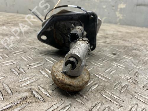 Clutch slave cylinder HYUNDAI SANTA FÉ II (CM) 2.2 CRDi 4x4 | BP27506058M113