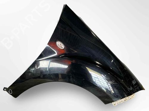 Used Right front fenders Right front fenders 37692944 37692944