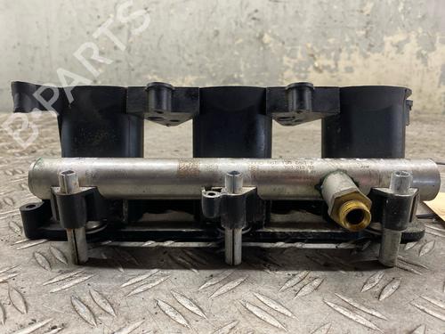 Used Injection rail Injection rail 39144979 39144979