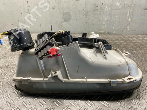 Left headlight VW GOLF III (1H1) 1.8 | BP25920915C28 