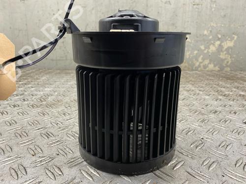 Moteur de chauffage NISSAN QASHQAI II (J11, J11_) 1.3 DIG-T (160 hp) 30907839