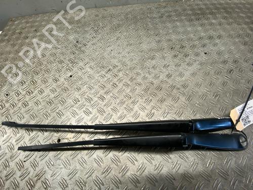 Used Front windshield wiper arm BMW X3 (E83) 2.5 si (218 hp) 27157137