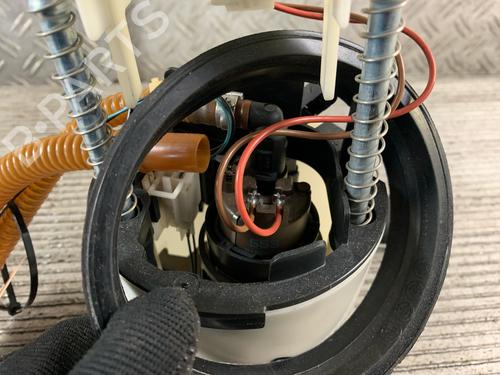 Fuel pump MERCEDES-BENZ CLS (C219) CLS 350 (219.357) | BP22132081M76 