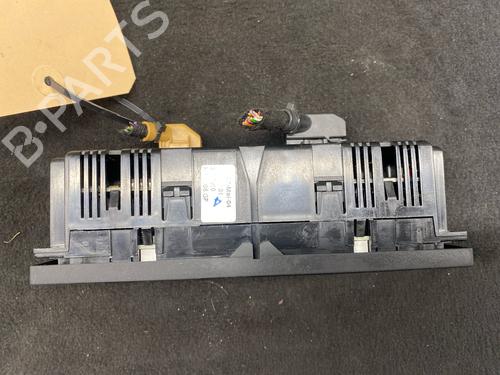 Climate control VW PASSAT B5.5 Variant (3B6) 1.9 TDI | BP38774657I5 - Image 2