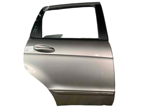 Used Right rear door Right rear door 37070747 37070747