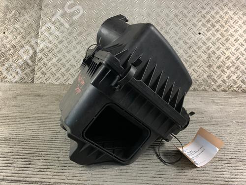 Boîtier de filtre à air JEEP GRAND CHEROKEE IV (WK, WK2) 3.0 CRD V6 4x4 (250 hp) 16493113