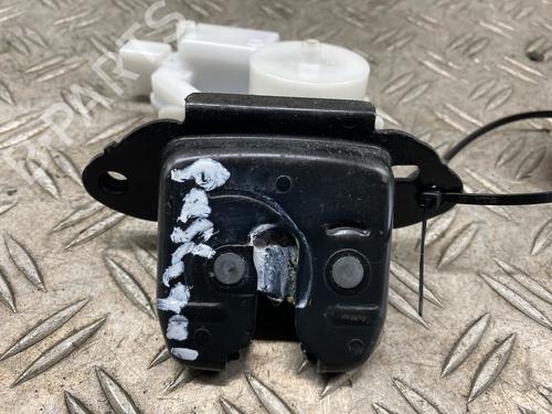 Used Tailgate lock NISSAN QASHQAI II SUV (J11, J11_) 1.2 DIG-T (115 hp) 27635343