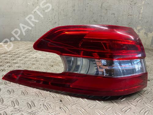 Venstre baglygte Venstre baglygte PEUGEOT 308 SW II (LC_, LJ_, LR_, LX_, L4_) 1.2 THP 130 (131 hp) 34216924 34216924