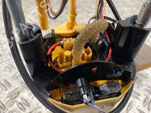 Fuel pump FORD KUGA I 2.0 TDCi 4x4 | BP31714286M76 - Image 6