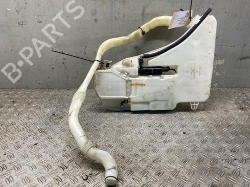 Used Windscreen washer tank BMW 5 Touring (F11) 520 d (184 hp) 26738692