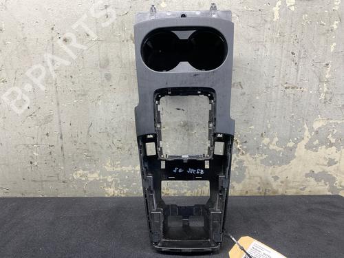 Used Cup/Object holder AUDI A3 Limousine (8VS, 8VM) 1.0 TFSI (115 hp) 32421166