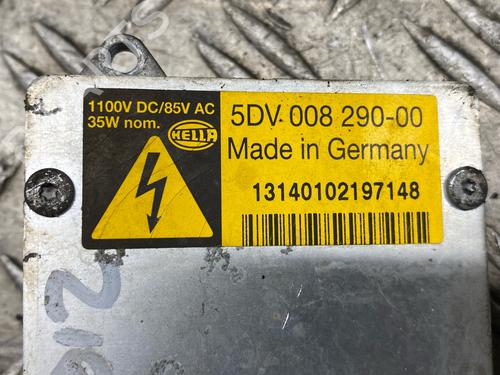 Module xenonverlichting NISSAN PRIMERA Hatchback (P12) 2.0 | BP28074125C53 
