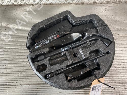 Jack Kit JAGUAR XJ (X308) 4.0 | BP14606703C119 