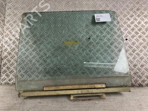 Used Rear left door window MERCEDES-BENZ /8 (W114) 230.6 (114.015) (120 hp) 15965121