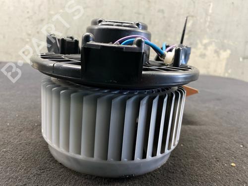 Motor da chauffage Motor da chauffage SUBARU TREZIA 1.4 D (90 hp) 34281638 34281638