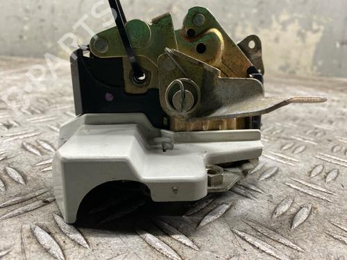 Used Rear left lock Rear left lock MERCEDES-BENZ E-CLASS (W124) E 220 (124.022) (150 hp) 36673775 36673775