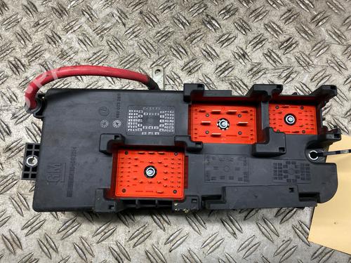 Fuse box OPEL VECTRA C GTS (Z02) 1.8 16V (F68) | BP29528098E1 