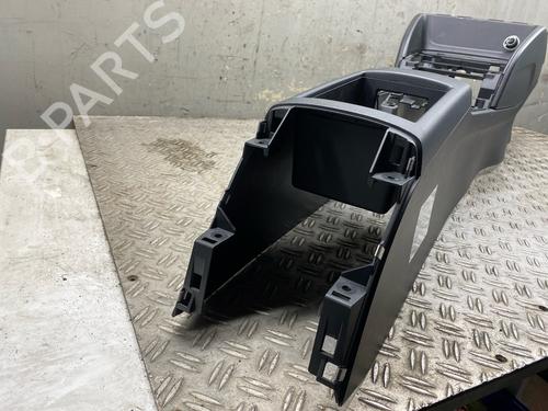 Middle console AUDI A3 Limousine (8VS, 8VM) 1.0 TFSI | BP32421178I22
