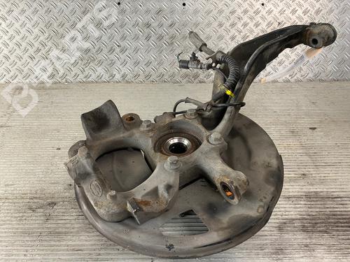 Left front steering knuckle LAND ROVER RANGE ROVER SPORT I (L320) 2.7 D 4x4 | BP10529347M25 