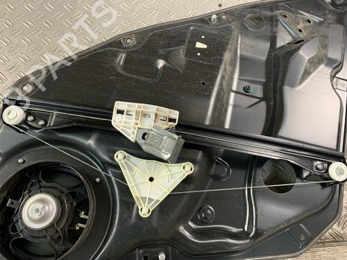 Rear right window mechanism MERCEDES-BENZ M-CLASS (W164) ML 350 4-matic (164.186) | BP17045069C25 