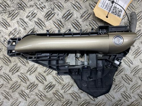 Used Front left exterior door handle MERCEDES-BENZ A-CLASS (W169) A 160 CDI (169.006, 169.306) (82 hp) 30411529