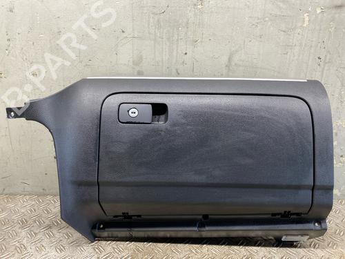 Used Glove box VW GOLF VI (5K1) 2.0 TDI (140 hp) 28423795