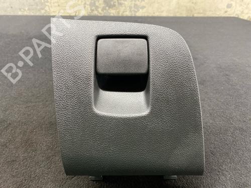Used Cup/Object holder Cup/Object holder OPEL ASTRA K Sports Tourer (B16) 1.4 Turbo (35) (150 hp) 40188552 40188552