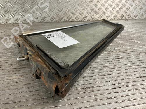 Front right quarter glass MERCEDES-BENZ HECKFLOSSE (W110) 190 C (110.010) | BP15673755C112 