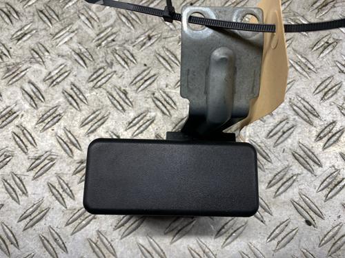 Fuse box NISSAN QASHQAI II (J11, J11_) 1.3 DIG-T | BP30907842E1