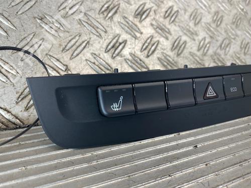 Switch MERCEDES-BENZ B-CLASS Sports Tourer (W246, W242) B 180 (246.242) | BP13003532I30 