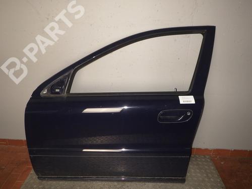 Dør venstre foran VOLVO V70 II (285) 2.4 (170 hp) 30649389 | 30762431 | 30796486 | 8679658 | 8679660