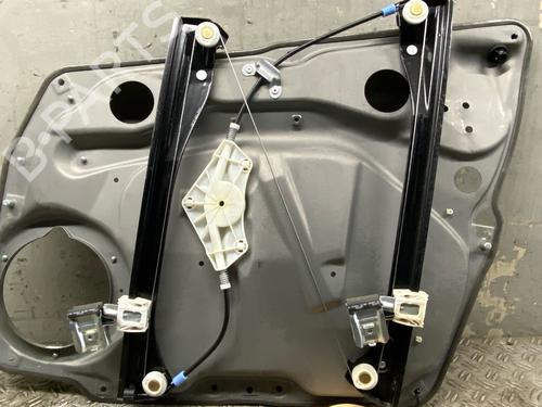 Front left window mechanism MERCEDES-BENZ A-CLASS (W169) A 160 CDI (169.006, 169.306) | BP30398407C22 