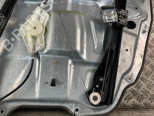 Front left window mechanism MERCEDES-BENZ M-CLASS (W164) ML 350 4-matic (164.186) | BP17045068C22 
