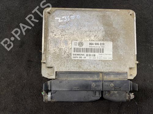 Used Engine control unit (ECU) Engine control unit (ECU) 39585665 39585665