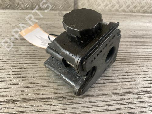 Used Power steering reservoir MERCEDES-BENZ CLS (C219) CLS 350 (219.357) (292 hp) 22231604
