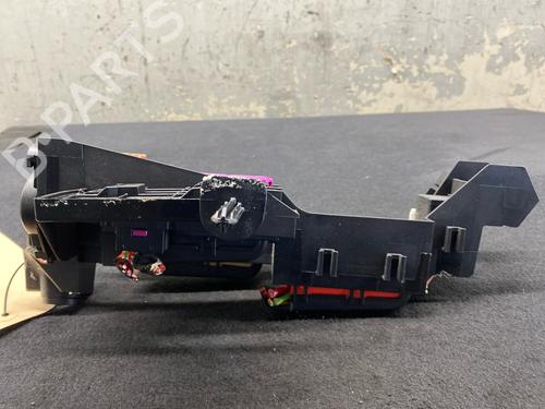 Fuse box AUDI A4 B9 Avant (8W5, 8WD) 2.0 TDI | BP33182641E1 - Image 2