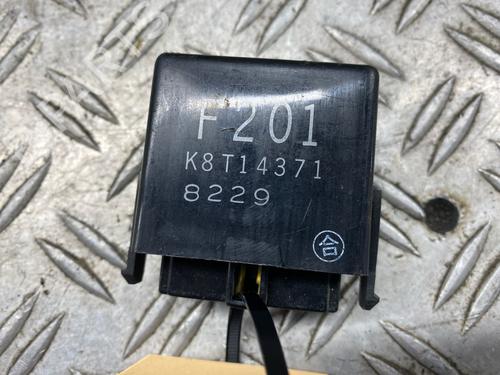 Used Electronic sensor MAZDA 626 III (GD) 1.6 (GD106) (82 hp) 30702440