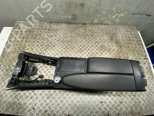 Used Middle console MERCEDES-BENZ C-CLASS T-Model (S204) C 180 CGI (204.249) (156 hp) 30698644
