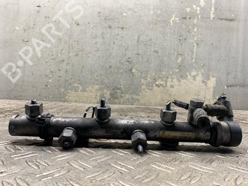 Used Injection rail Injection rail 38238909 38238909