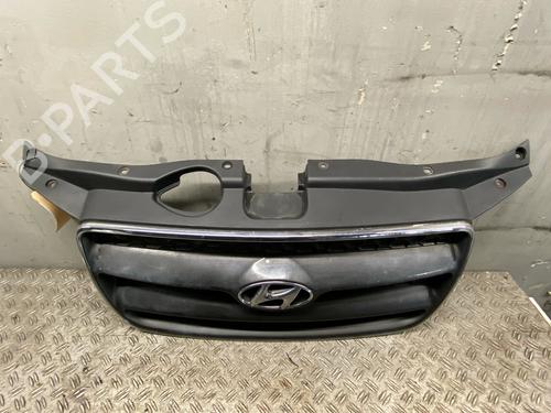 Grille HYUNDAI SANTA FÉ II (CM) 2.2 CRDi 4x4 | BP27499258C40 