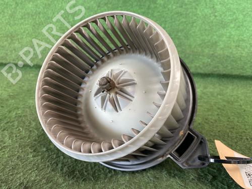 Used Heater blower motor JEEP GRAND CHEROKEE II (WJ, WG) 2.7 CRD 4x4 (163 hp) 18136637
