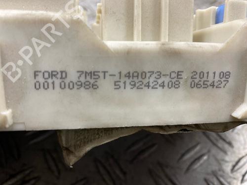 Fuse box FORD FOCUS II Turnier (DA_, FFS, DS) 1.6 TDCi | BP7075355E1 