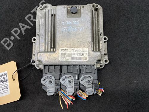 Used Engine control unit (ECU) Engine control unit (ECU) 37702870 37702870