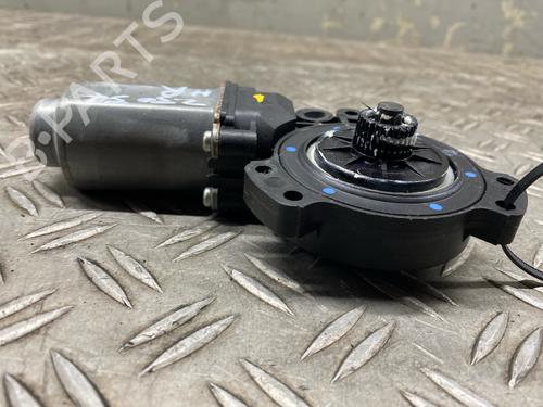 Right rear window motor HYUNDAI SANTA FÉ II (CM) 2.2 CRDi 4x4 | BP27499235E22