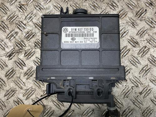 Øvrige Styrinhsenheder Øvrige Styrinhsenheder VW GOLF IV (1J1) 1.6 (100 hp) 37028791 37028791