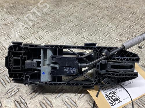 Front right exterior door handle VW GOLF VI (5K1) 2.0 TDI | BP28426200C129 