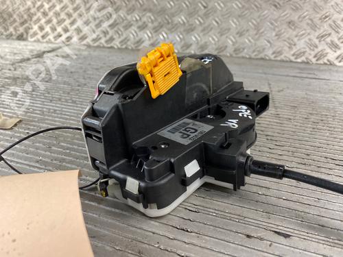 Front right lock OPEL INSIGNIA A (G09) 1.6 SIDI (68) | BP13896435C97 
