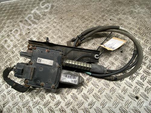 Used Electric handbrake OPEL INSIGNIA A Sports Tourer (G09) 2.0 CDTI (35) (160 hp) 29888637