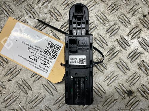 Left front window switch OPEL CROSSLAND X / CROSSLAND (P17, P2QO) 1.2 (75) | BP31974945I27